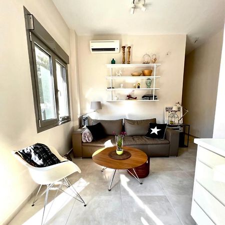 Nikaia Metro House Daire Pire Dış mekan fotoğraf
