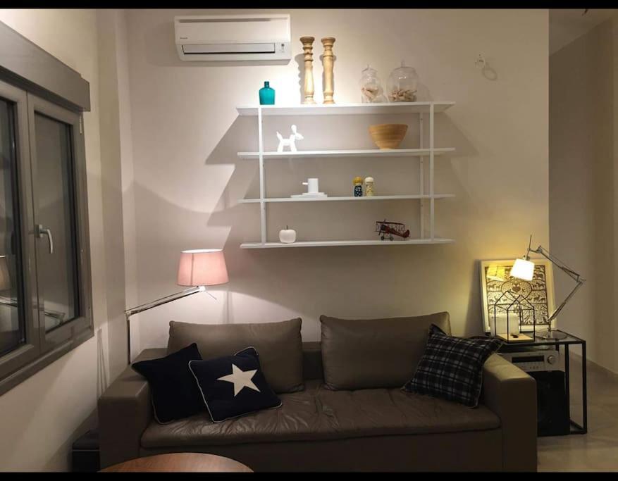 Nikaia Metro House Daire Pire Dış mekan fotoğraf